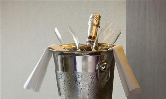 Sparkling wine & Champagne