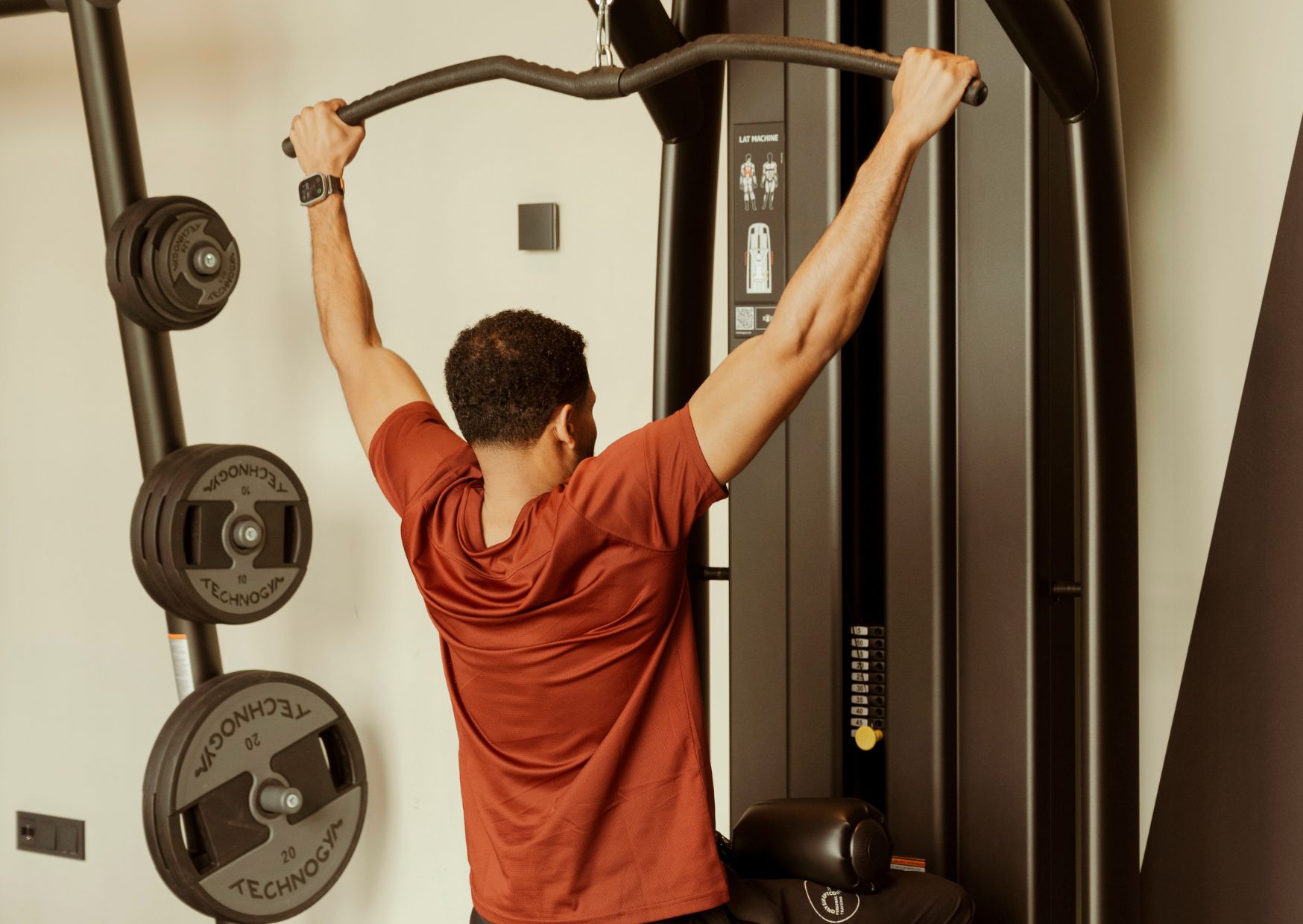 Lat pulldown