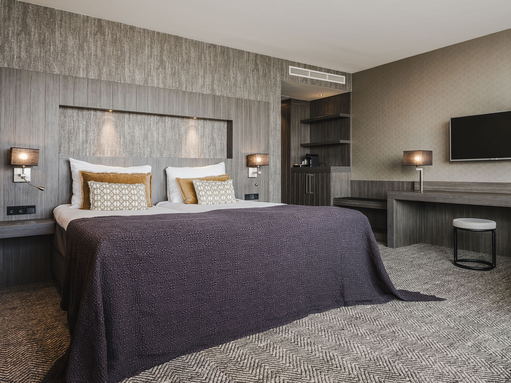 Superior Triple Room