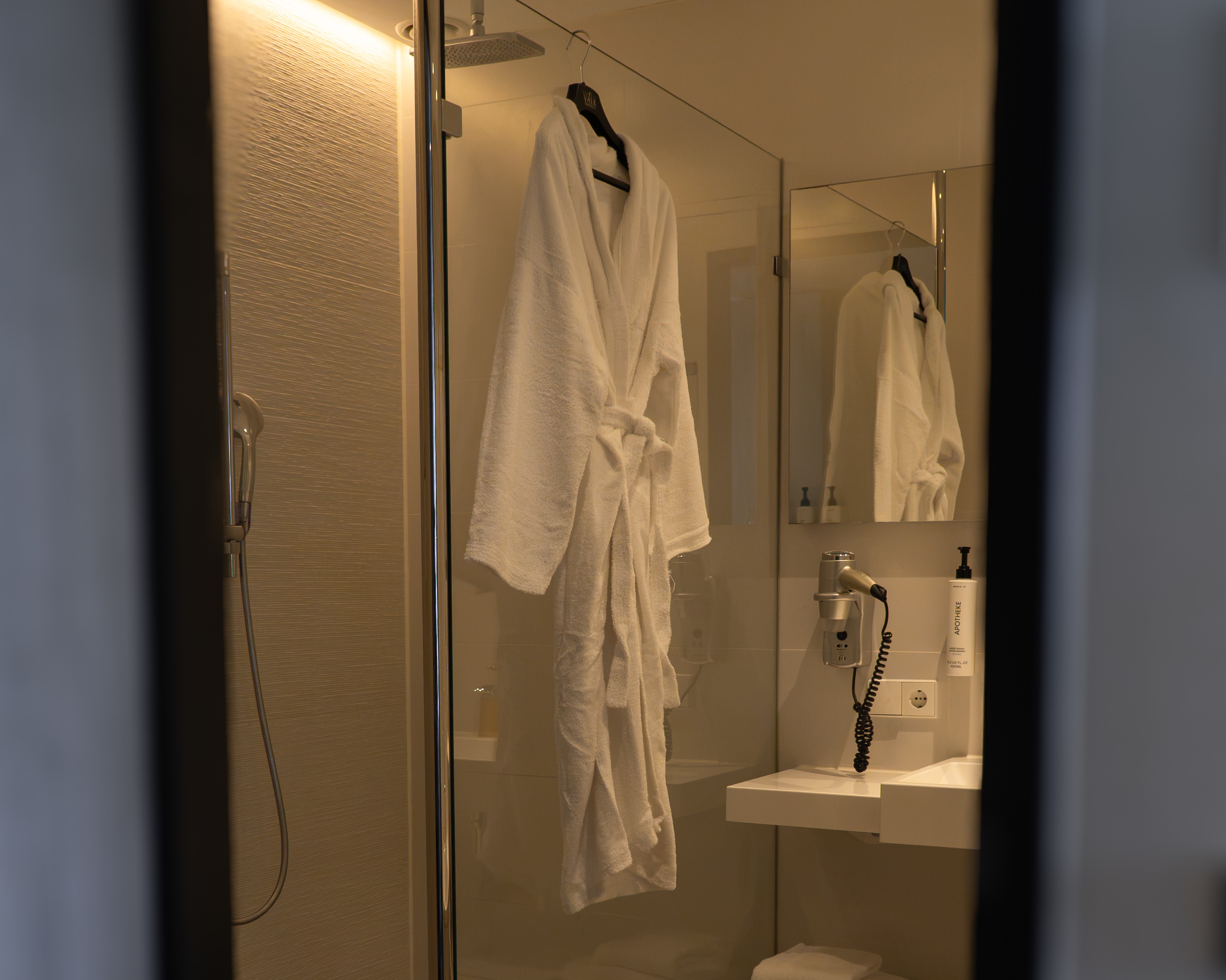 Bathrobe and slippers