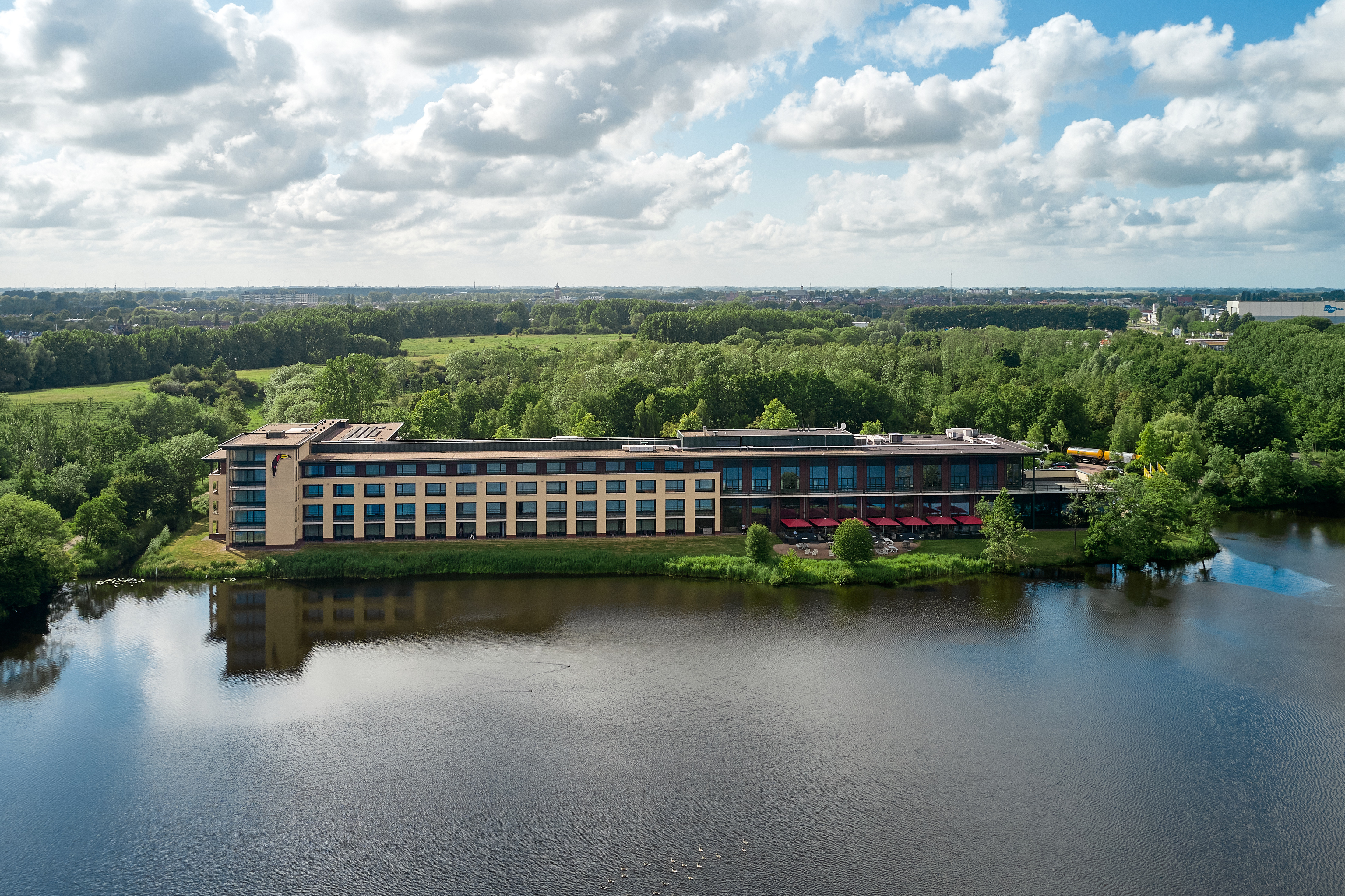 159 royale kamers en suites