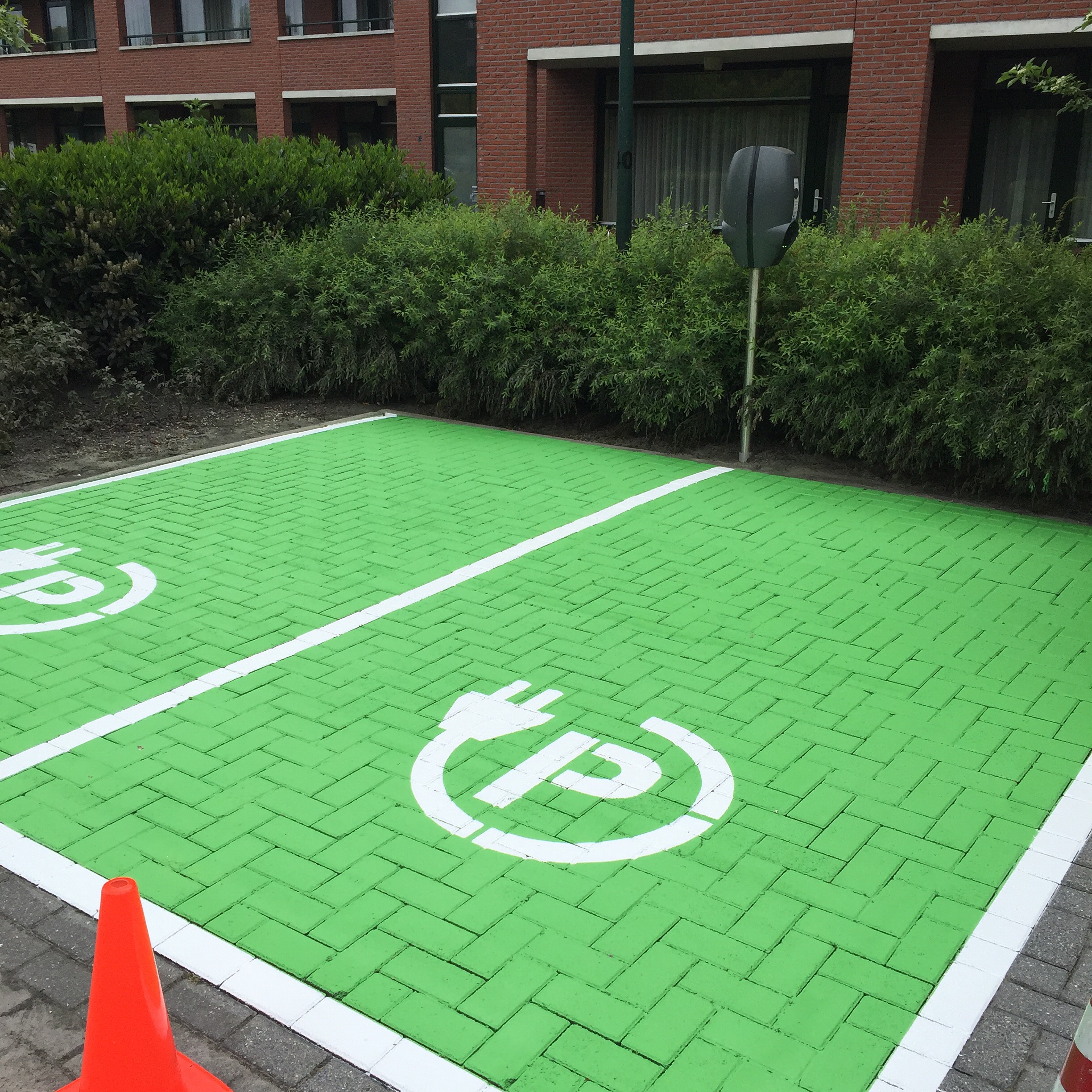 Parking & electric charging