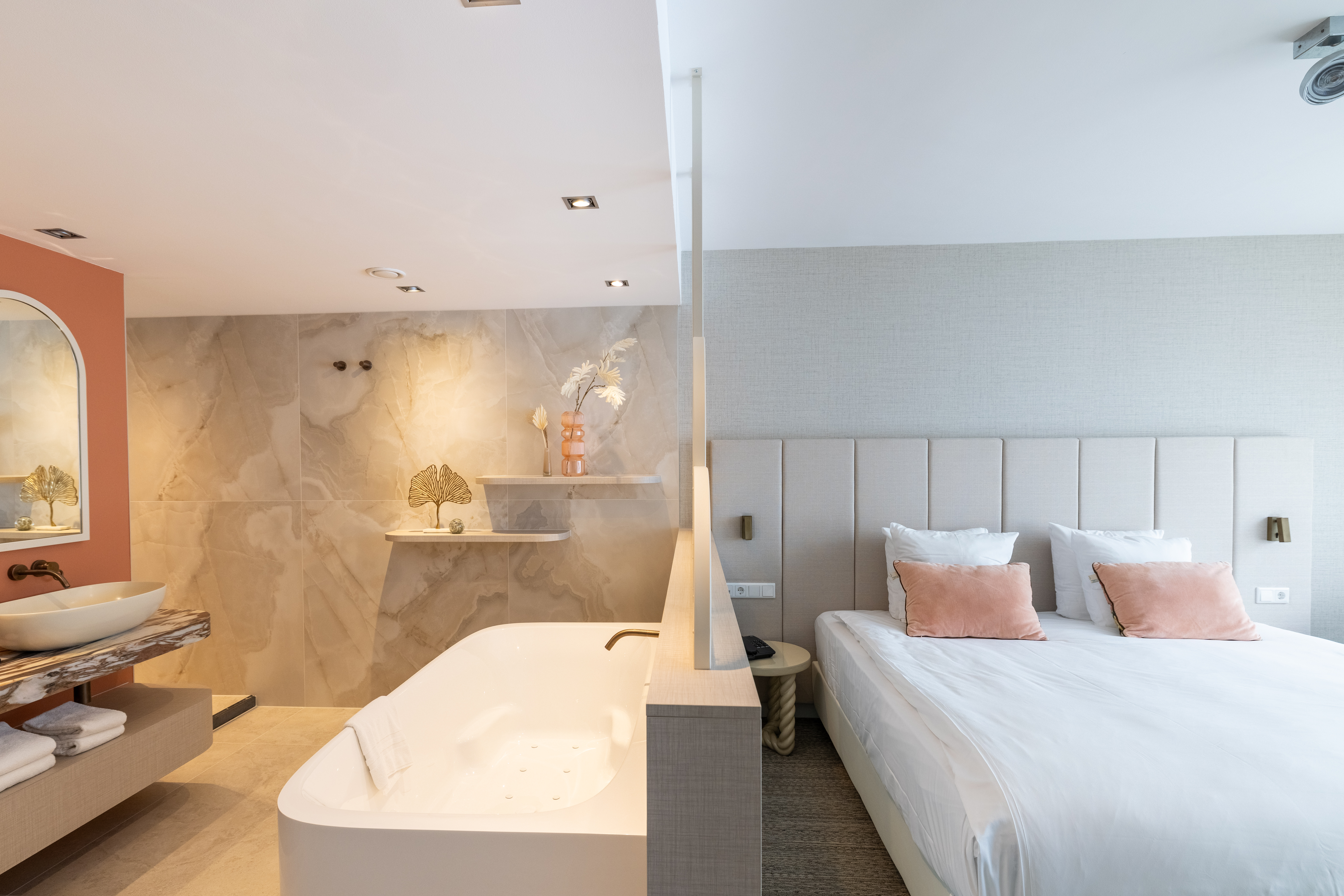 Superior King Cozy & Comfy