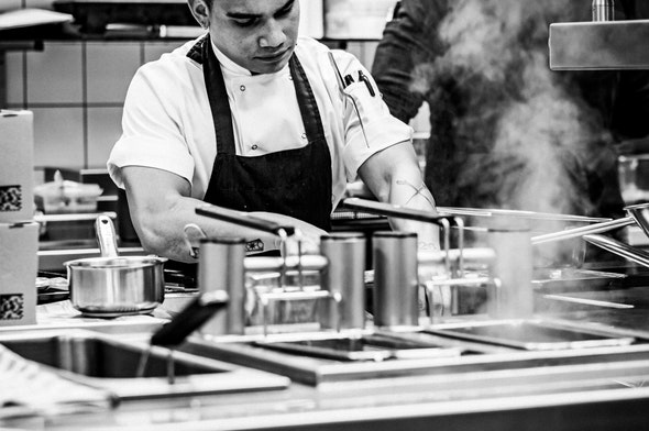 Ontbijtkok (06.30 - 11.00/13.00) Ontbijtkok (06.30 - 11.00/13.00)