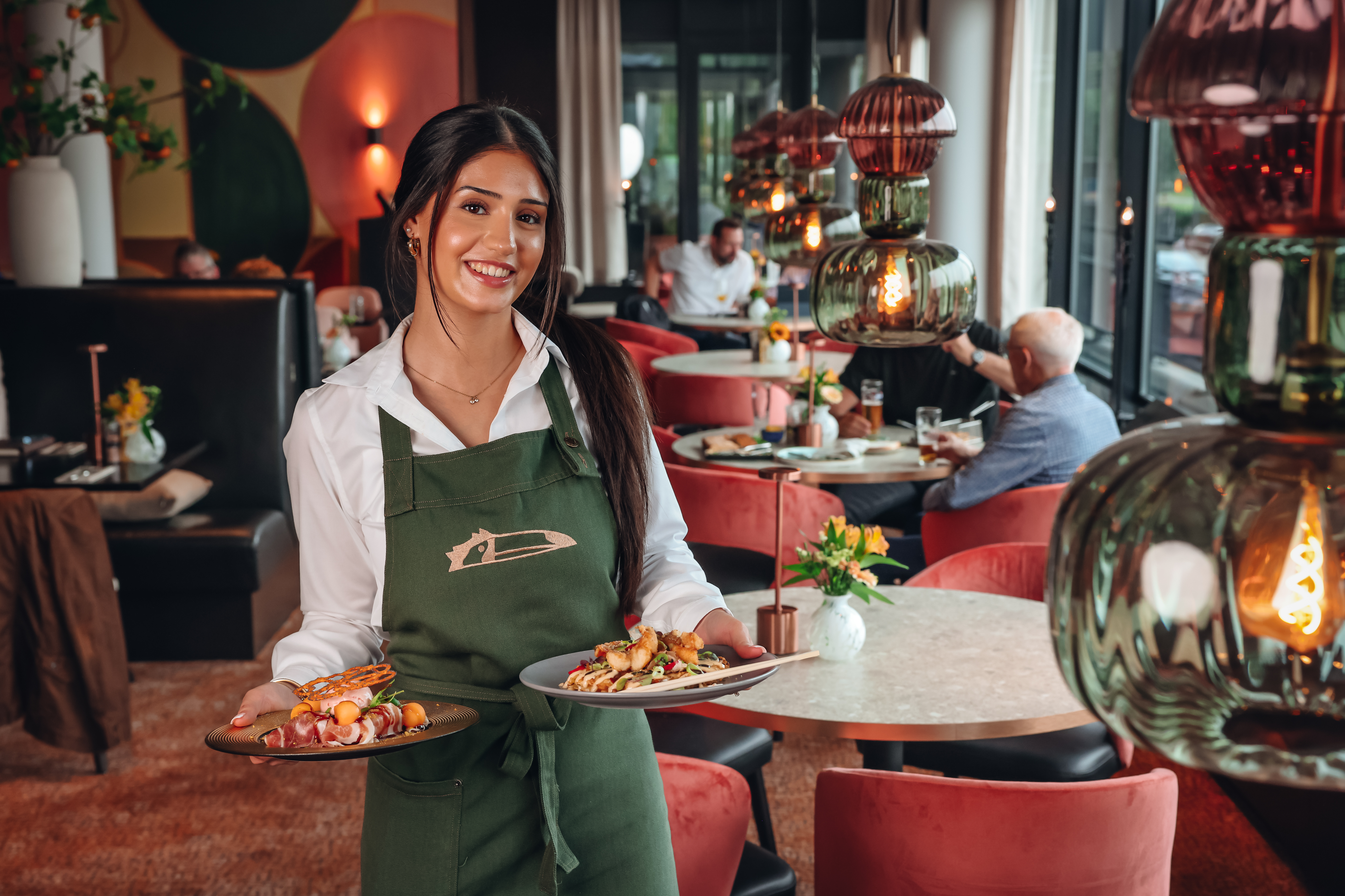 Medewerker bediening