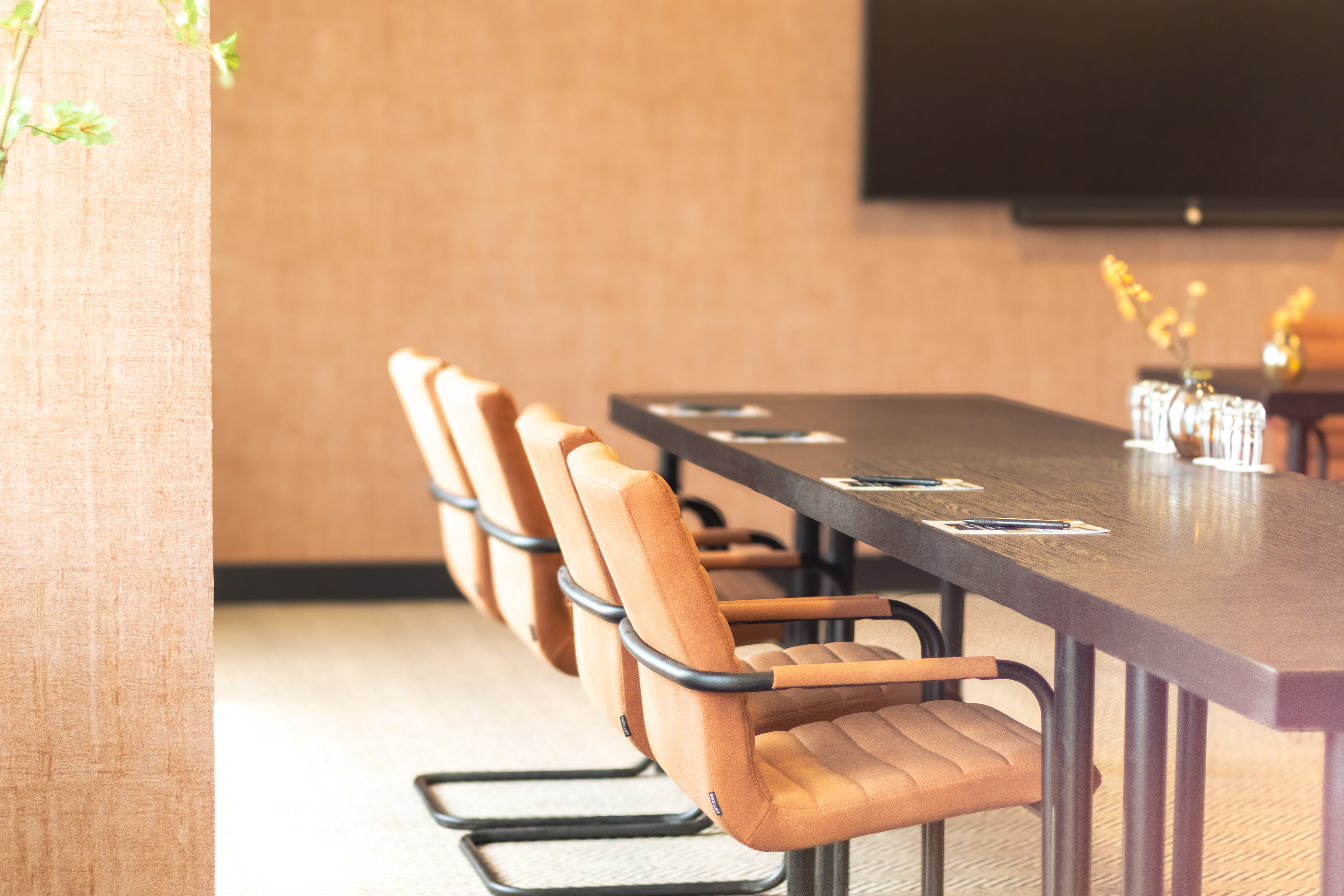 Flexible meeting room