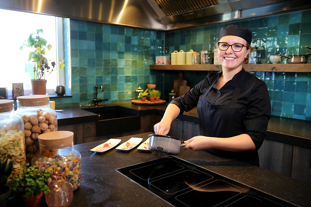 Keuken assistent/Kok eenvoudige gerechten