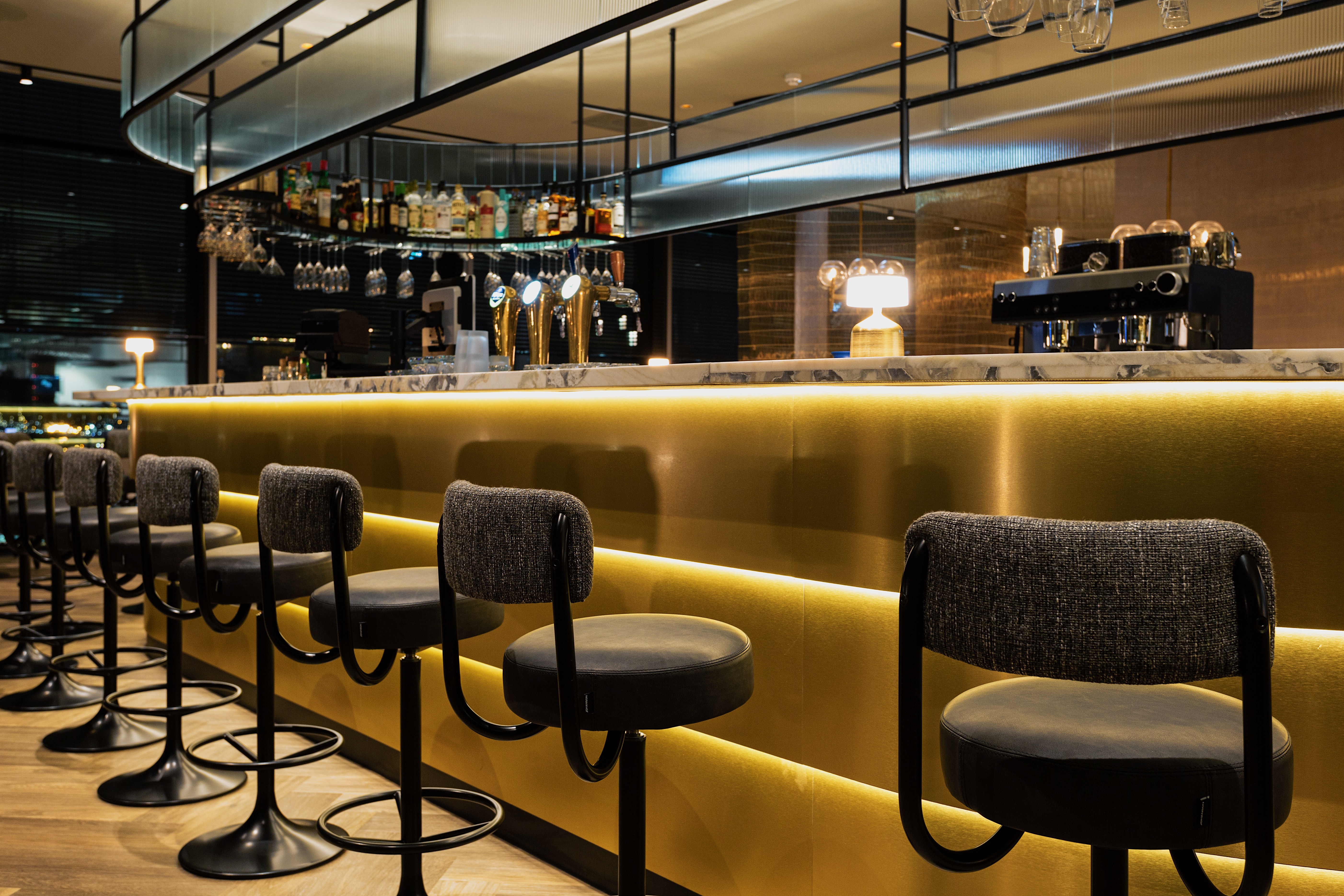 Rooftop Restaurant 16th