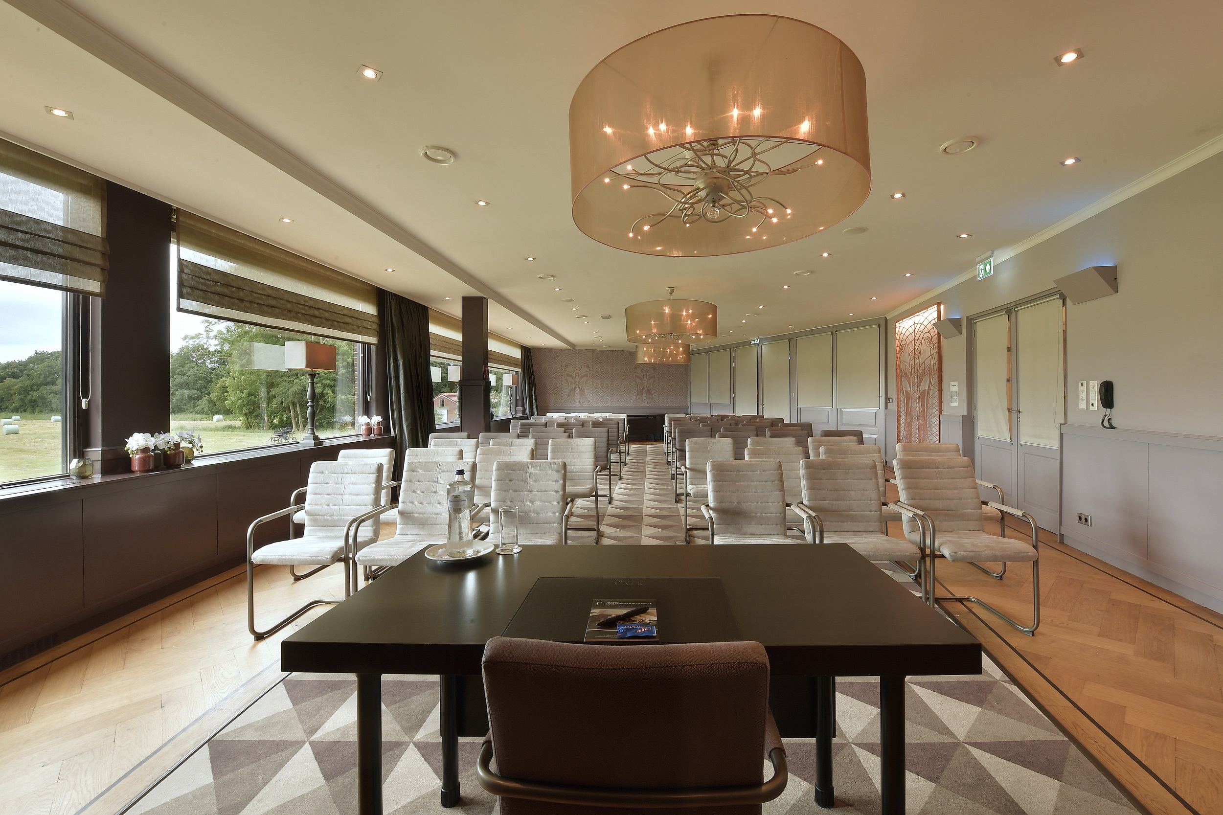 8-uurs vergaderarrangement