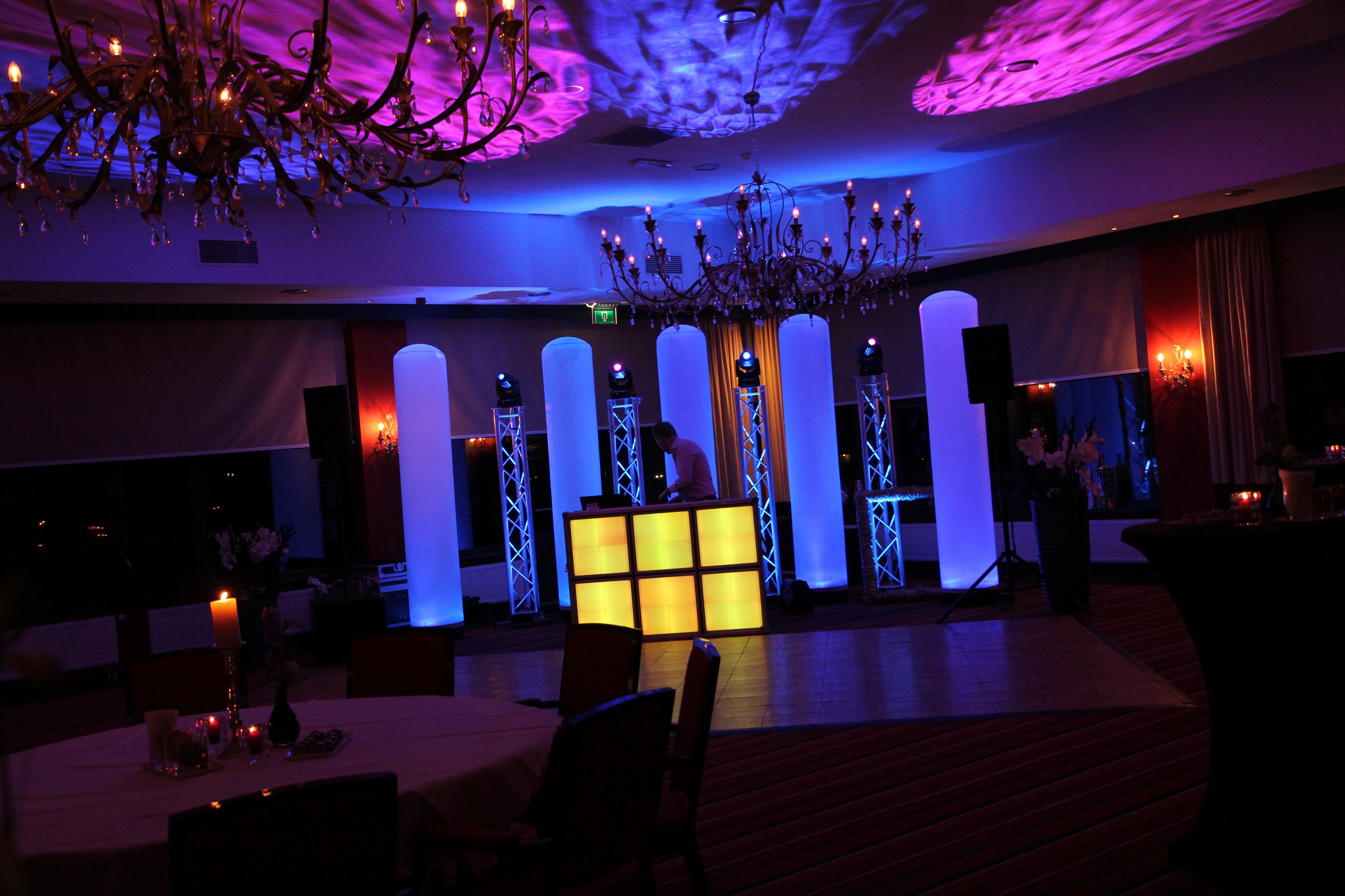 Tailor made parties