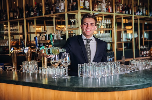 Barkeeper (FT/PT) Barkeeper (FT/PT)