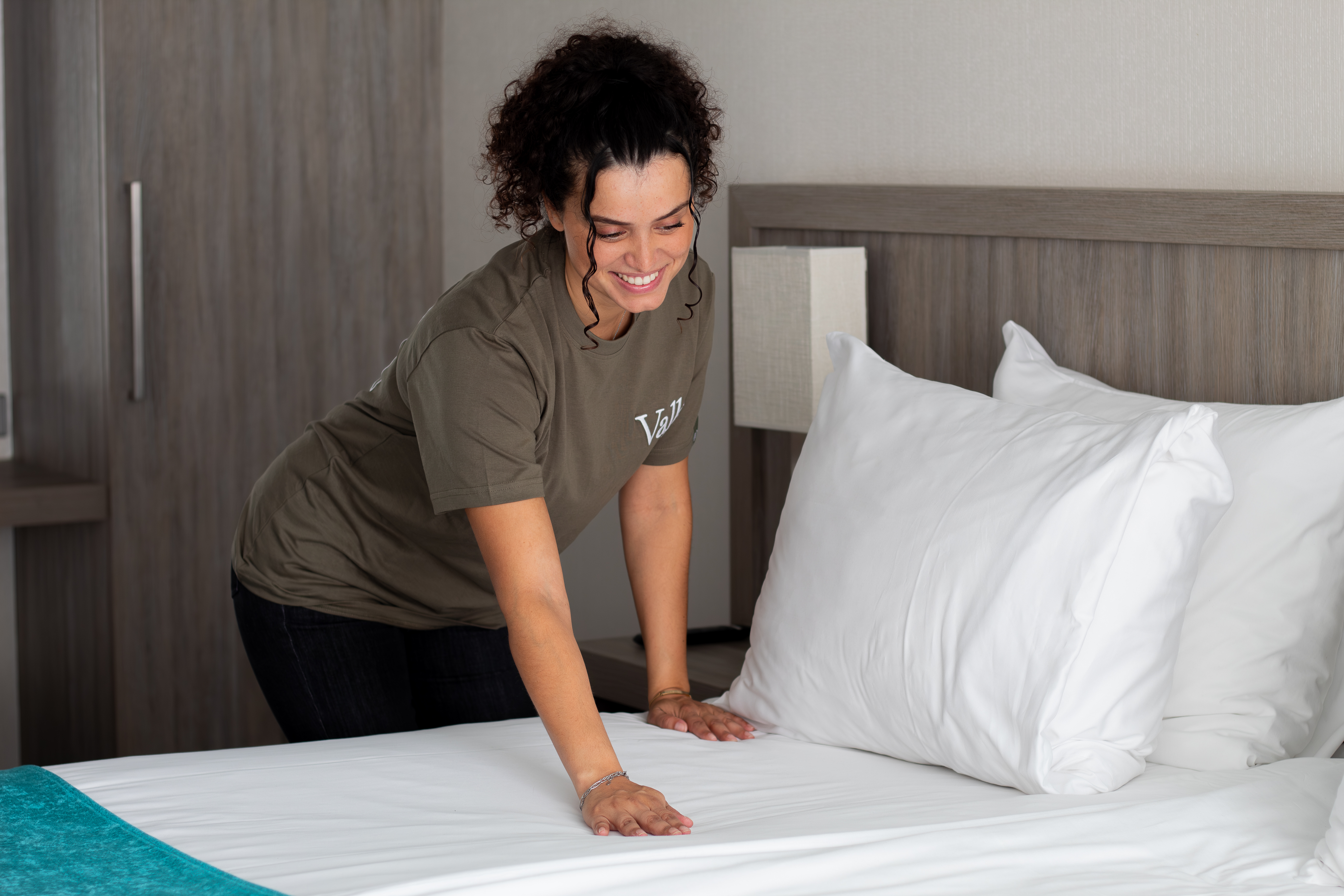 Schoonmaker | Housekeeping | Huishouding