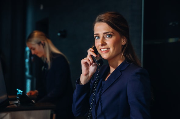 Front Office medewerker(ster) Front Office medewerker(ster)