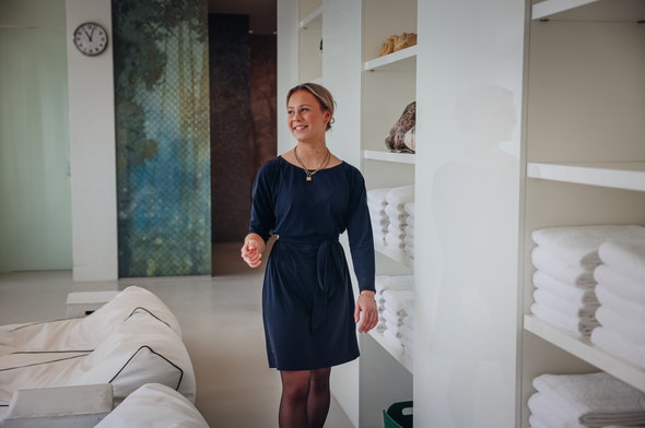 Baliemedewerkster Badhuys (min. 2 diensten per week ) Baliemedewerkster Badhuys (min. 2 diensten per week )