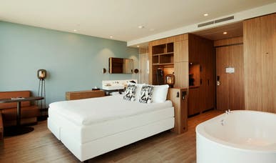 Junior Suite Junior Suite