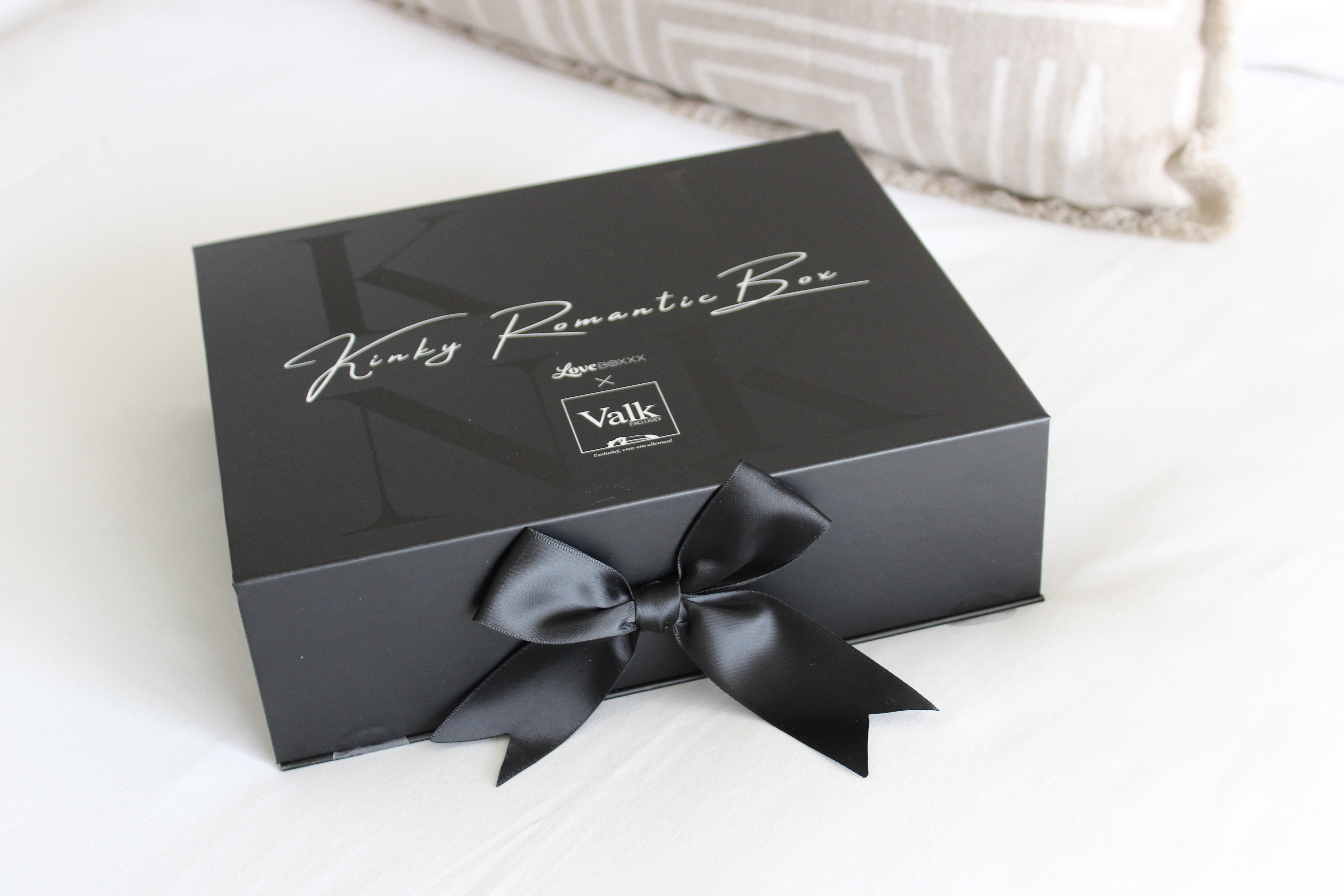 Kinky Romantic Box